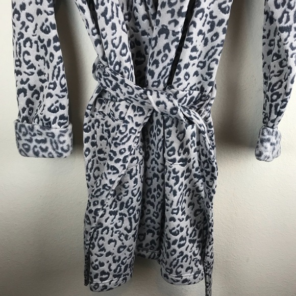 Victoria Secret Robe, Large, NWT - Picture 3 of 8
